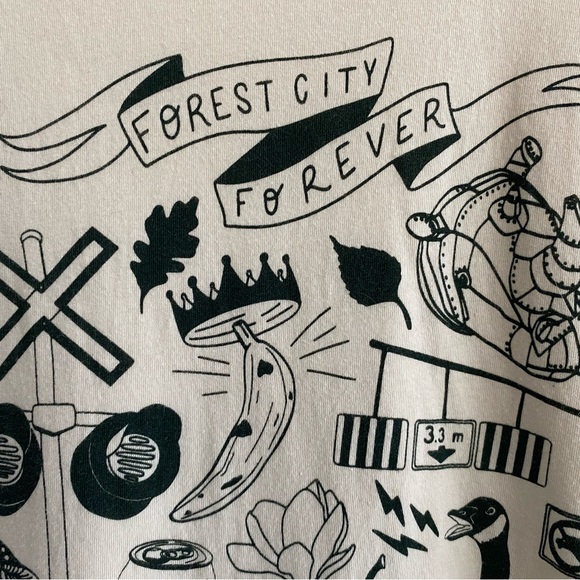 Soft Flirt Forest City Forever Cotton T Shirt Women’s Small - Picture 3 of 5